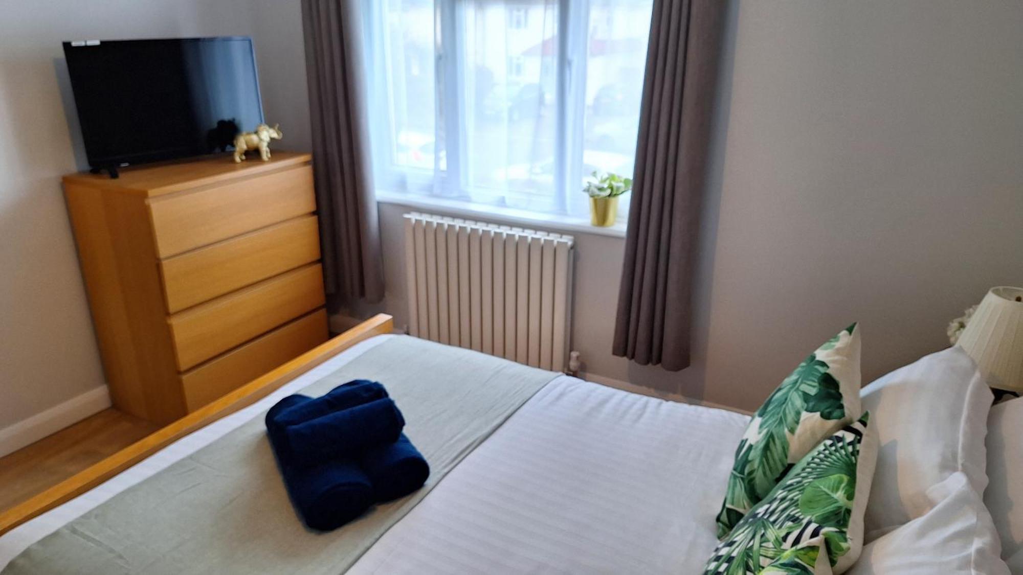 Homestay New 2 Bedrooms With Private Ensuite Bathrooms Near Heathrow