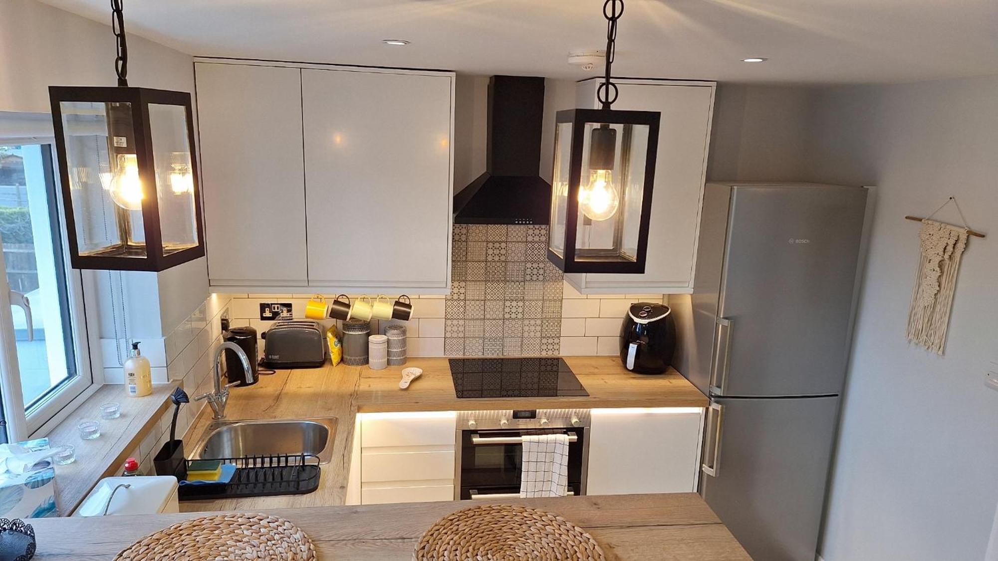 Homestay New 2 Bedrooms With Private Ensuite Bathrooms Near Heathrow *